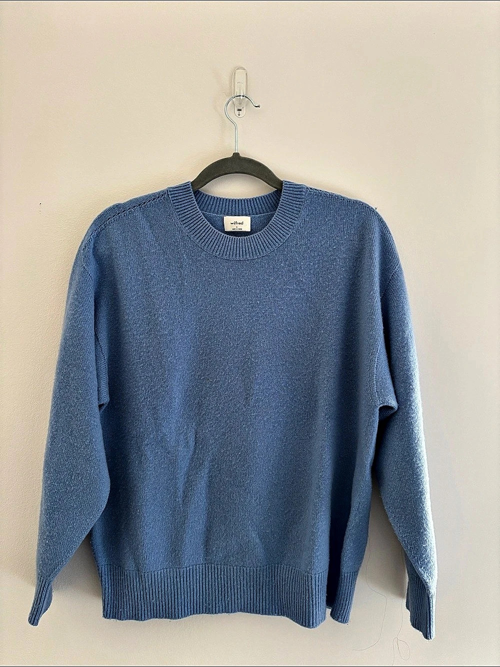Wilfred blue cashmere crewneck, small
